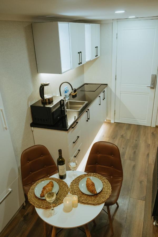 Luxury Duplex Suites - City Center Тбилиси Экстерьер фото