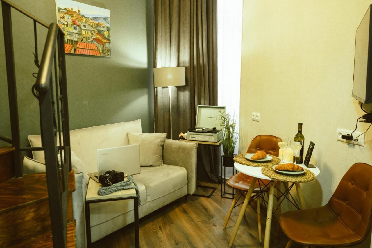 Luxury Duplex Suites - City Center Тбилиси Экстерьер фото