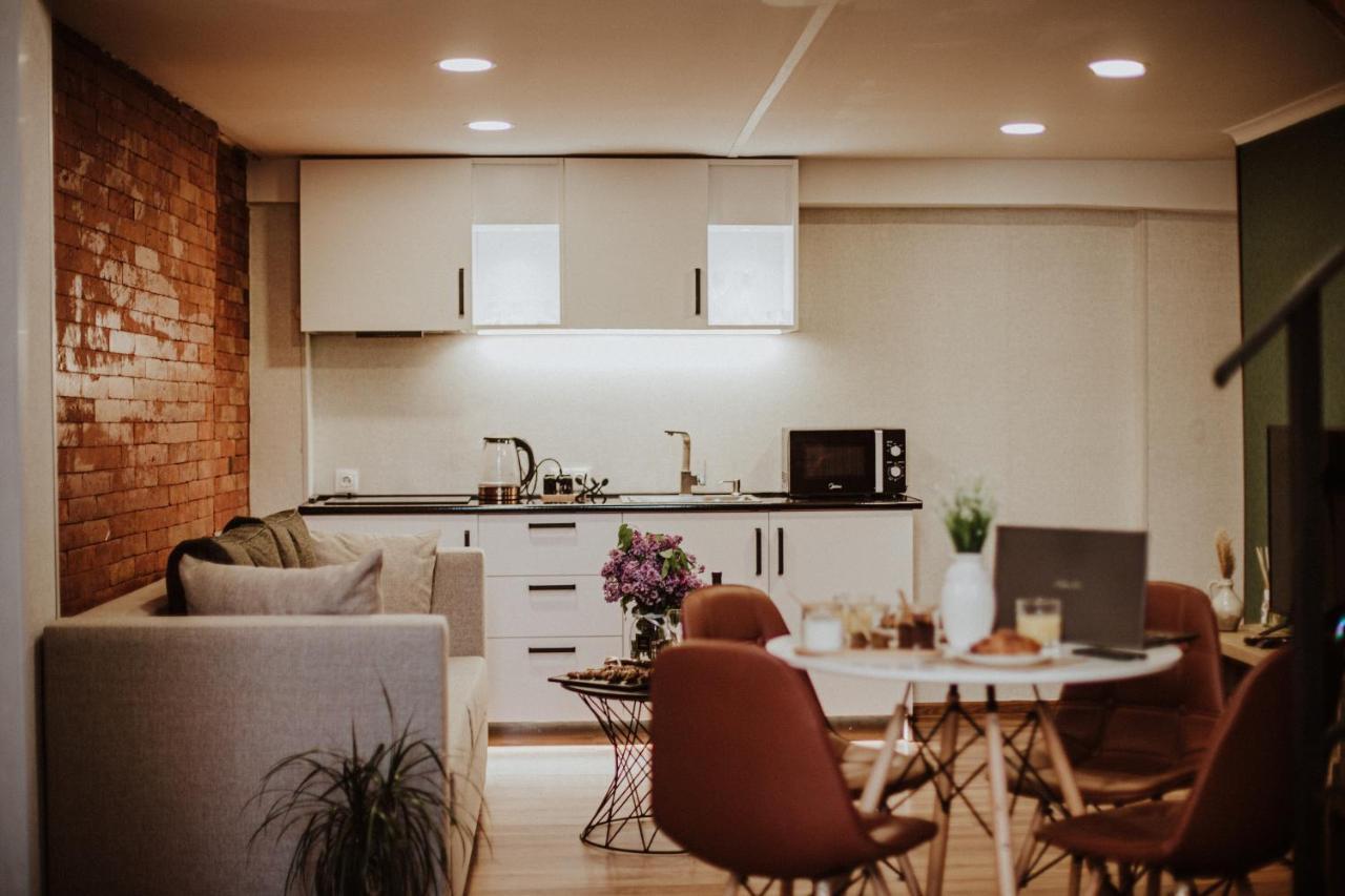 Luxury Duplex Suites - City Center Тбилиси Экстерьер фото