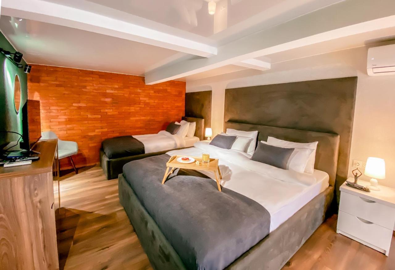 Luxury Duplex Suites - City Center Тбилиси Экстерьер фото
