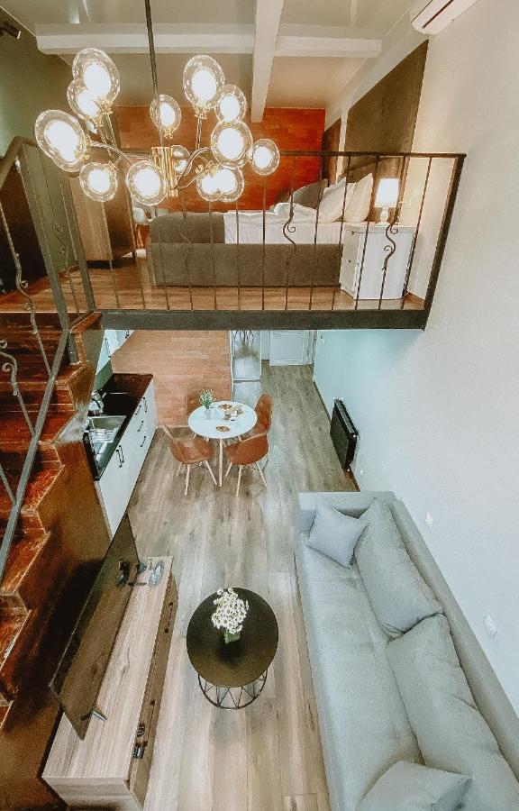 Luxury Duplex Suites - City Center Тбилиси Экстерьер фото