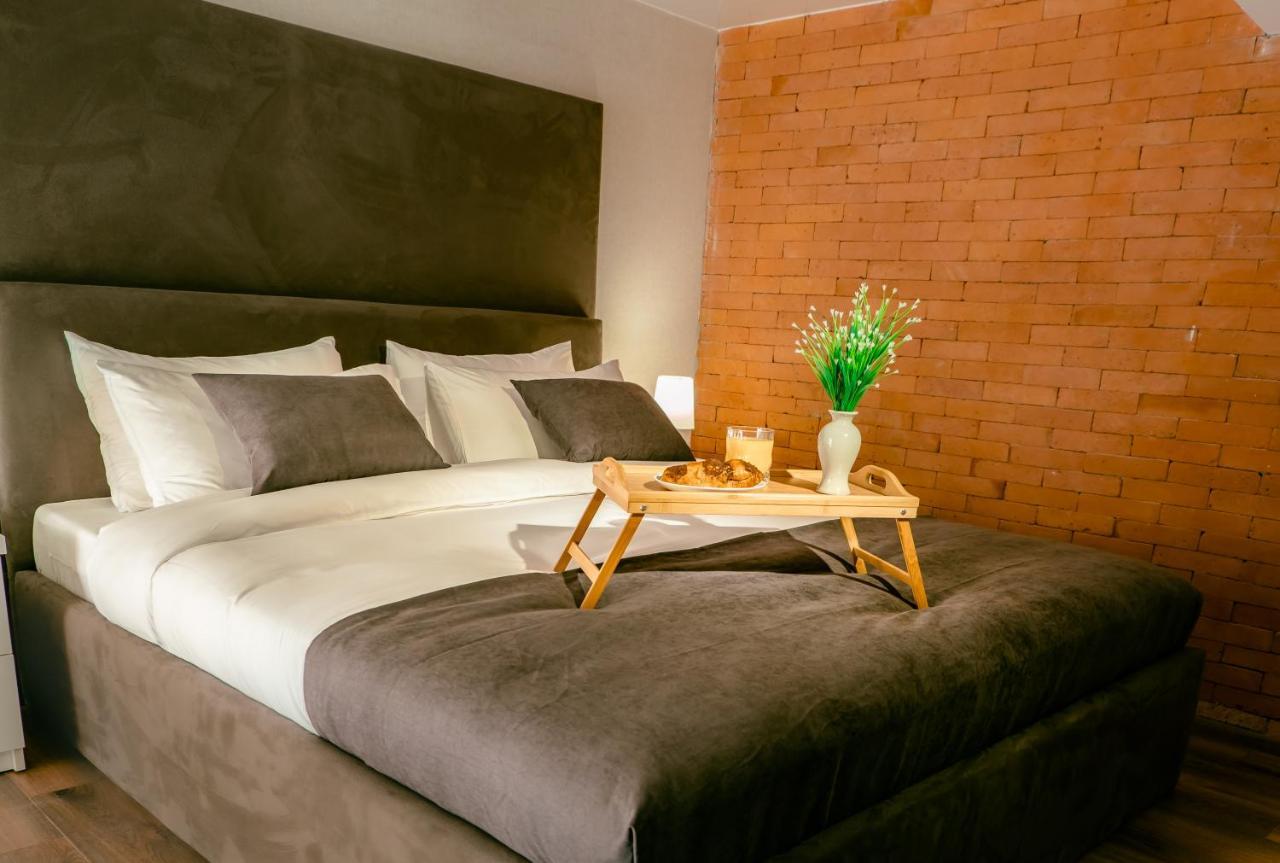 Luxury Duplex Suites - City Center Тбилиси Экстерьер фото
